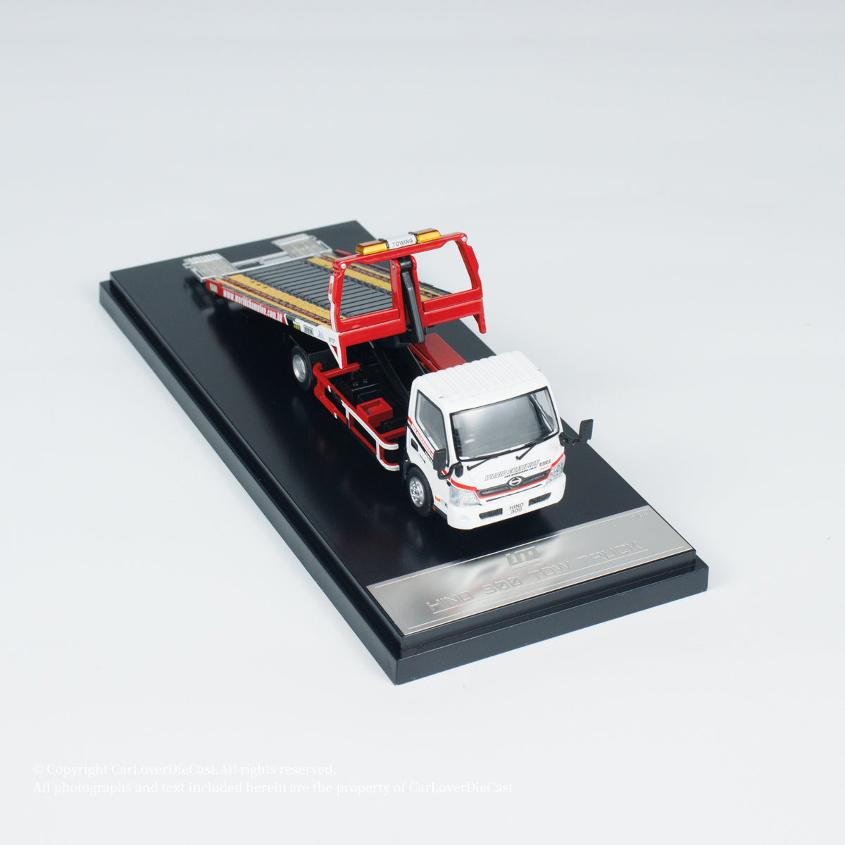 Unique Model × Tiny 1:64 Hino 300 Dutro Full Floor Trailer (UM007-03) Diecast Car Model Available Now