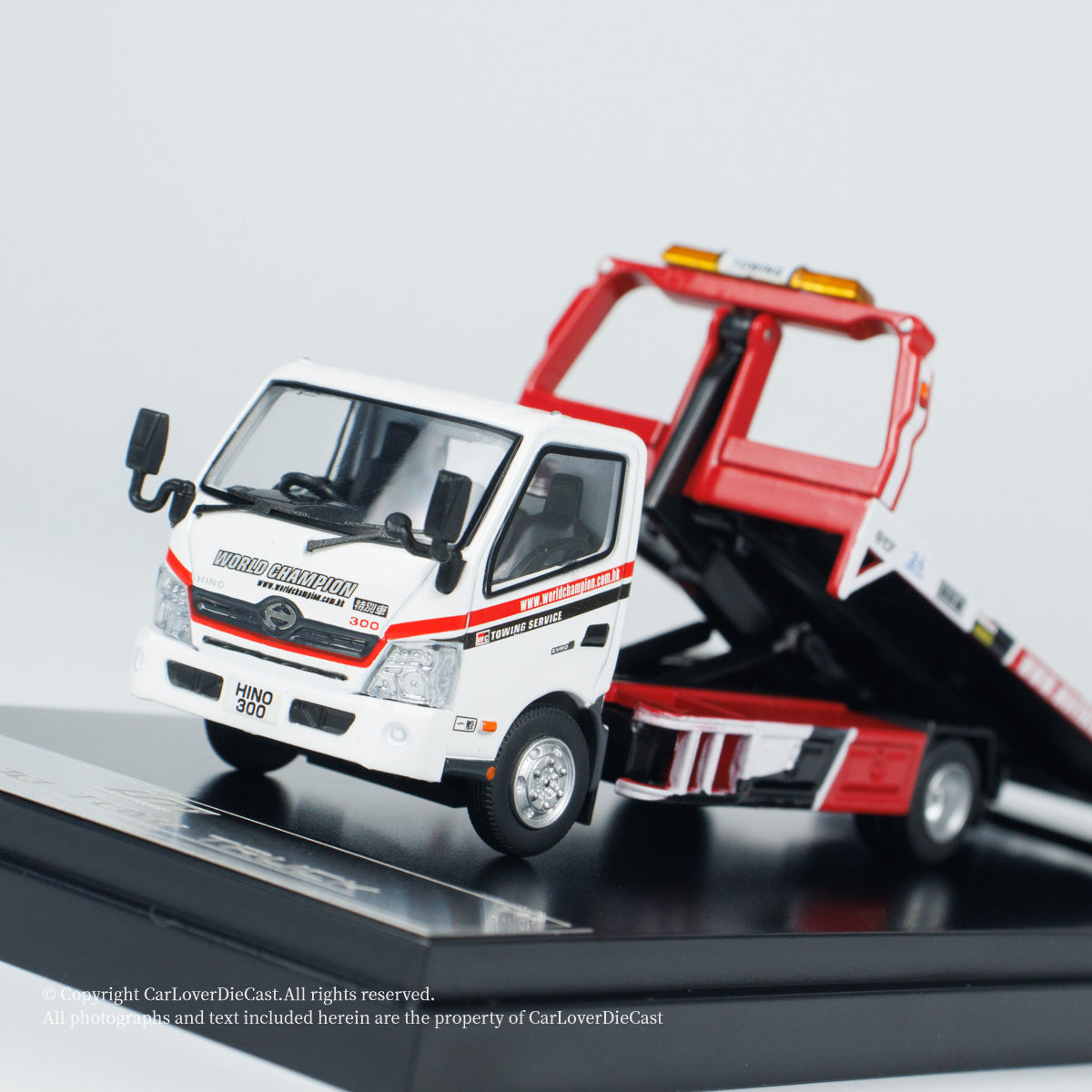 Unique Model × Tiny 1:64 Hino 300 Dutro Full Floor Trailer (UM007-03) Diecast Car Model Available Now