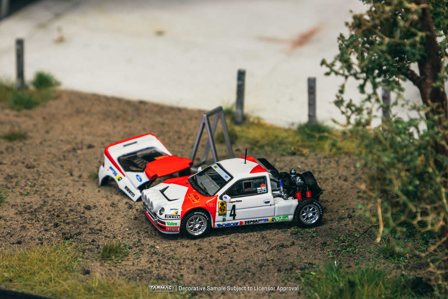 Tarmac Works 1:64 Ford RS200 Rallye Catalunya 1986 (T64P-001-86RC04) Diecast Car Model Available In August 2025 Pre Order Now