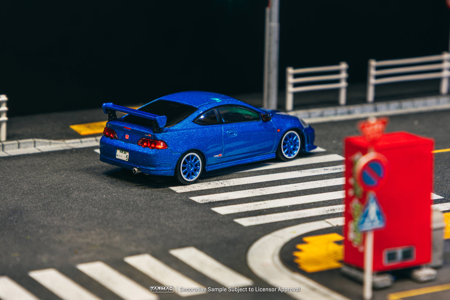 Tarmac Works 1:64 Honda Integra TYPE R DC5 Custom Blue Metallic (T64R-TL022-BL) Diecast Car Model Available In October 2025 Pre Order Now