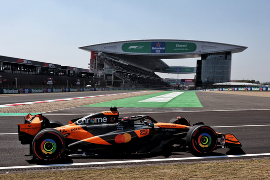 Minichamps 1:64 MCLAREN FORMULA 1 TEAM MCL39 - OSCAR PIASTRI - WINNER CHINA GP 2025 (530256581) Diecast Car Model Available In Q4 2025 Pre Order Now