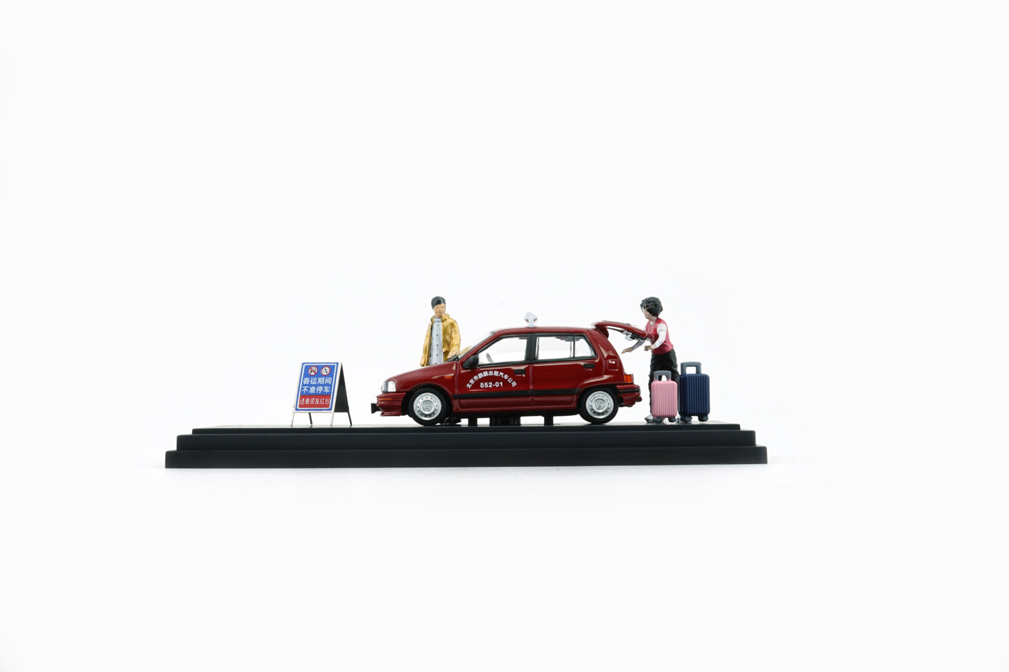 [HEC2025] BM Creations x CLDC Exclusive 1:64 Daihasui Charade Beijing Taxi (64B0445) Diecast Car Model Available Now