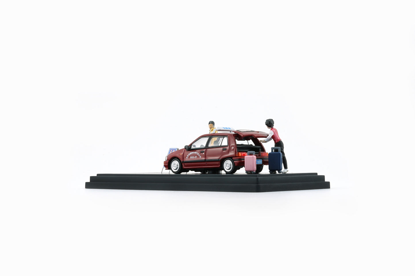 [HEC2025] BM Creations x CLDC Exclusive 1:64 Daihasui Charade Beijing Taxi (64B0445) Diecast Car Model Available Now