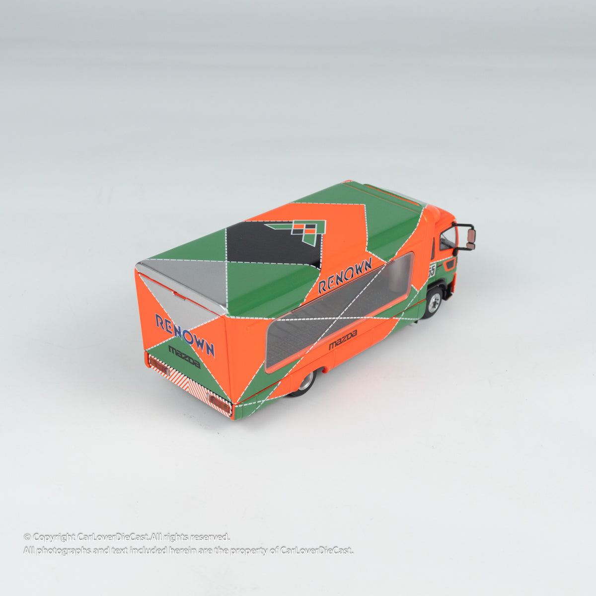 Unique Model 1:64 Hino 500 Ranger Mazda x RENOWN Elevating Container Transport Vehicle (UM001-014) Diecast Car Model AvailableNow