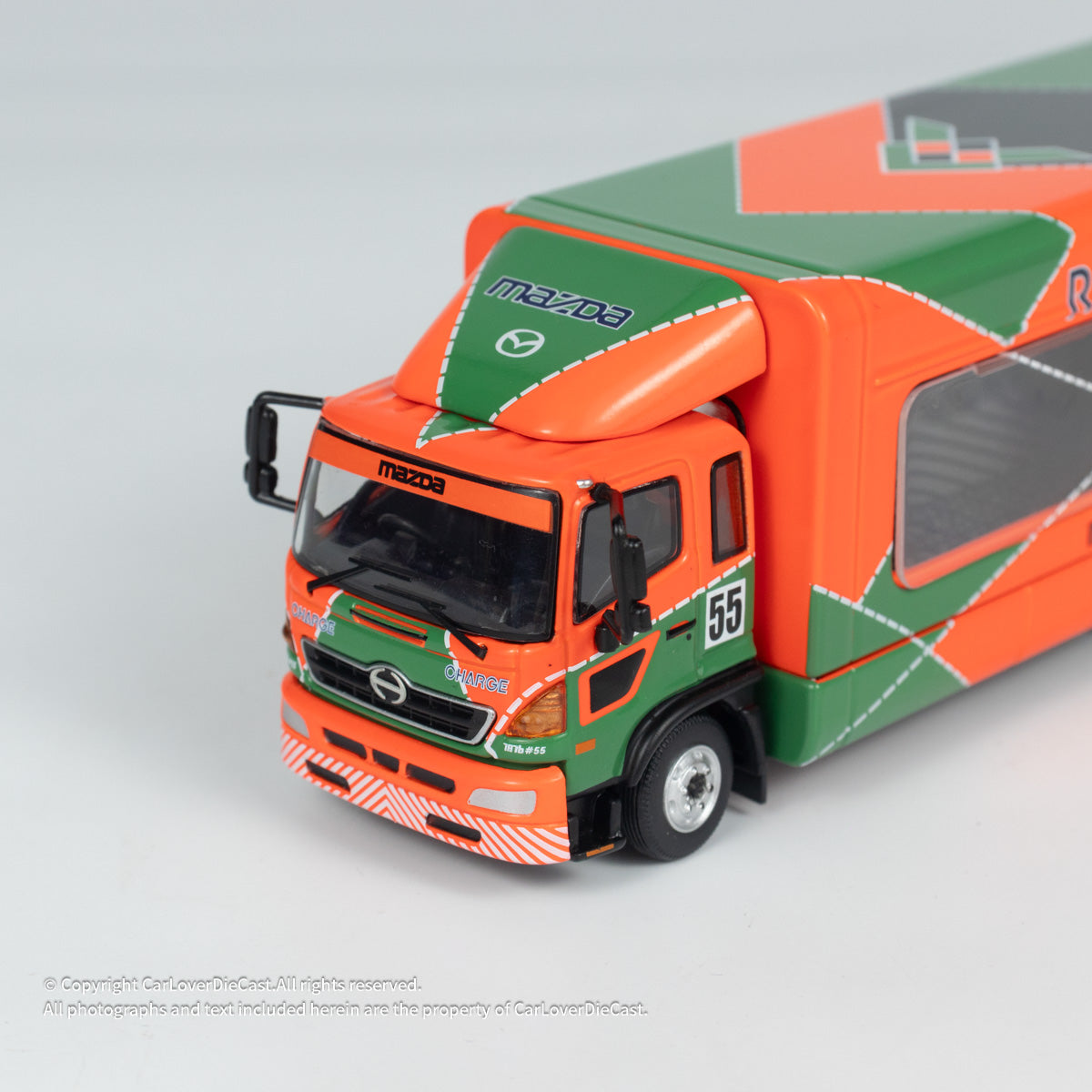 Unique Model 1:64 Hino 500 Ranger Mazda x RENOWN Elevating Container Transport Vehicle (UM001-014) Diecast Car Model AvailableNow