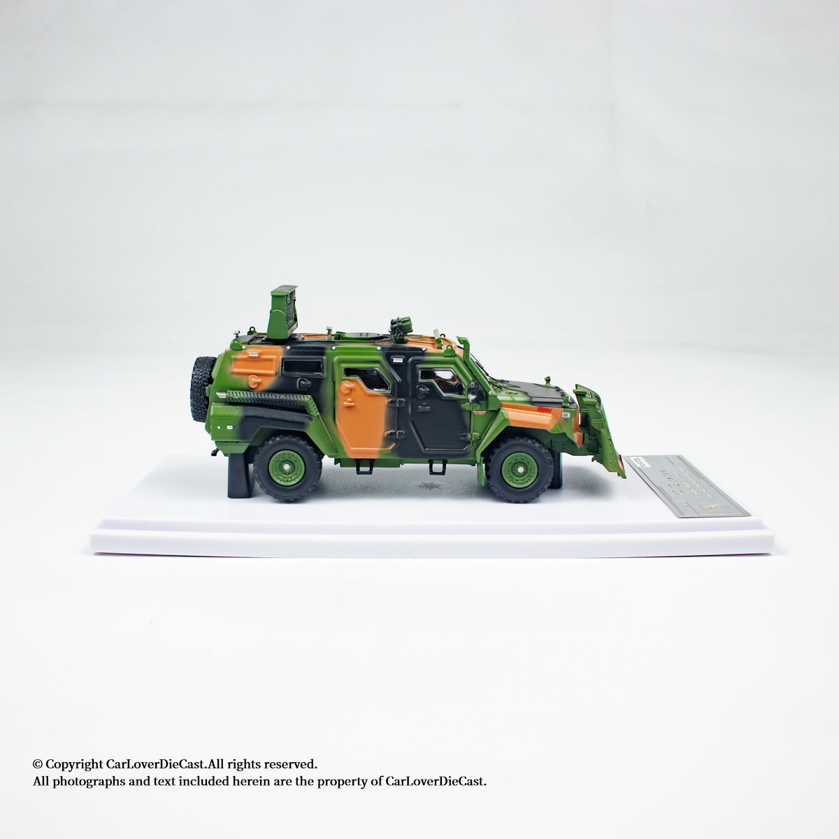 MB Model 1:64 HK \ SPINOSAURUS - riotdispersal vehicle (Military) Green (MB64102) Diecast Car Model Available Now