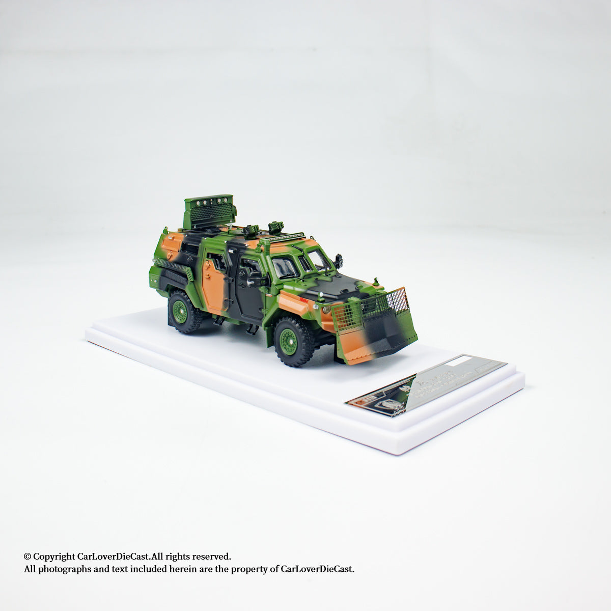 MB Model 1:64 HK \ SPINOSAURUS - riotdispersal vehicle (Military) Green (MB64102) Diecast Car Model Available Now
